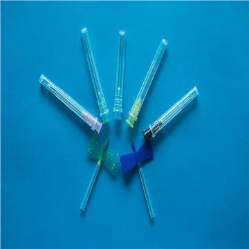 高齢患者にビュレット輸液セットを使用する際の合併症を防ぐにはどうすればよいですか?